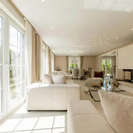 Private House * הנובר